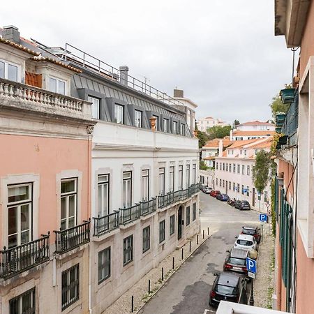 Lapa 3Bdr Duplex W/ Balcony By Lovelystay Lisbon Luaran gambar