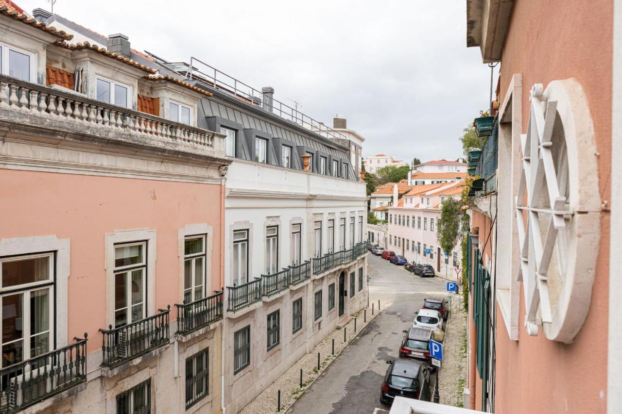 Lapa 3Bdr Duplex W/ Balcony By Lovelystay Lisbon Luaran gambar